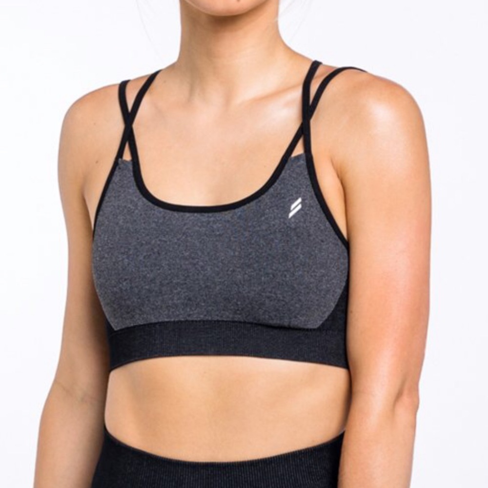 DoYouEven Black Seamless Sports Bra